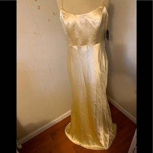 NEVER WORN!! Gold Formal Dress💛